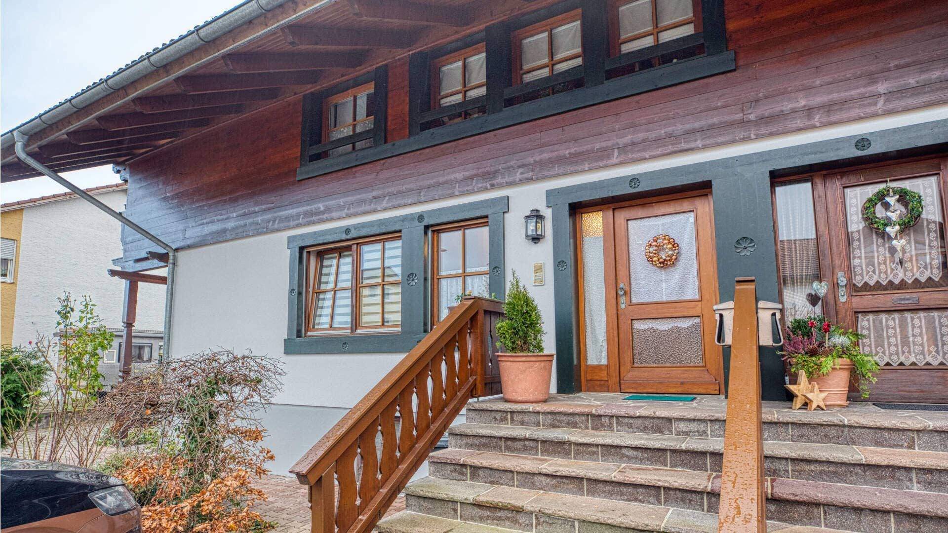 Maisonettewohnung mit zwei Balkonen
