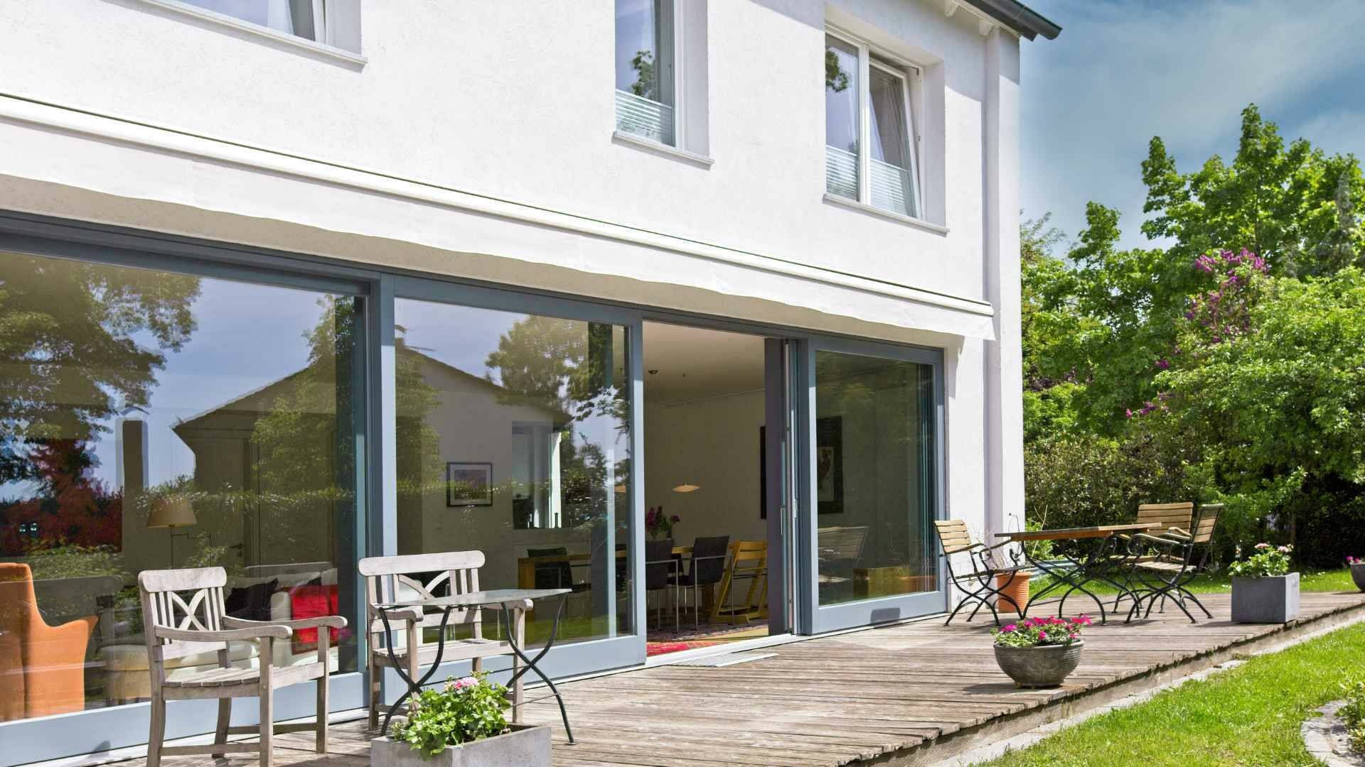 Großzügige Terrasse