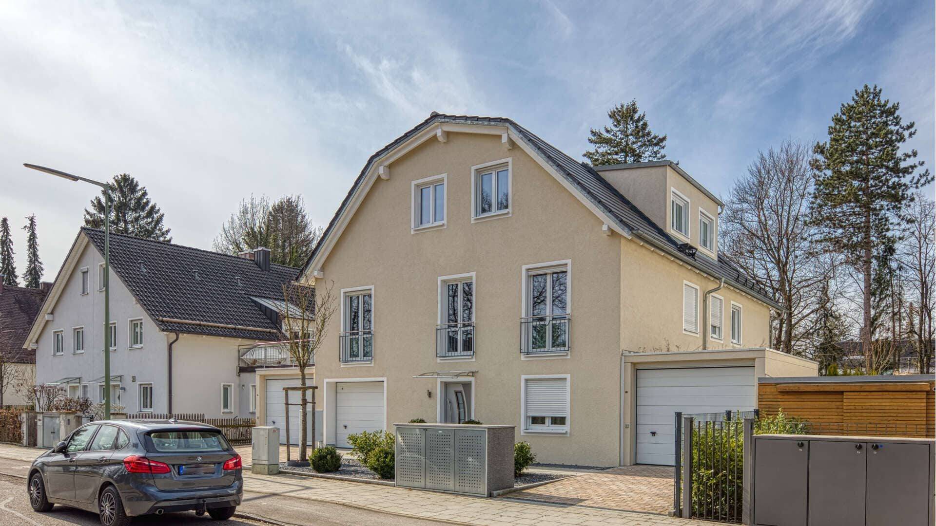 Hochwertiges Haus mit drei Wohnungen